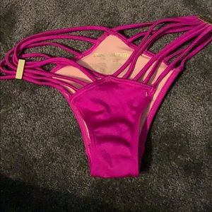 I Toria circuit bikini bottoms
